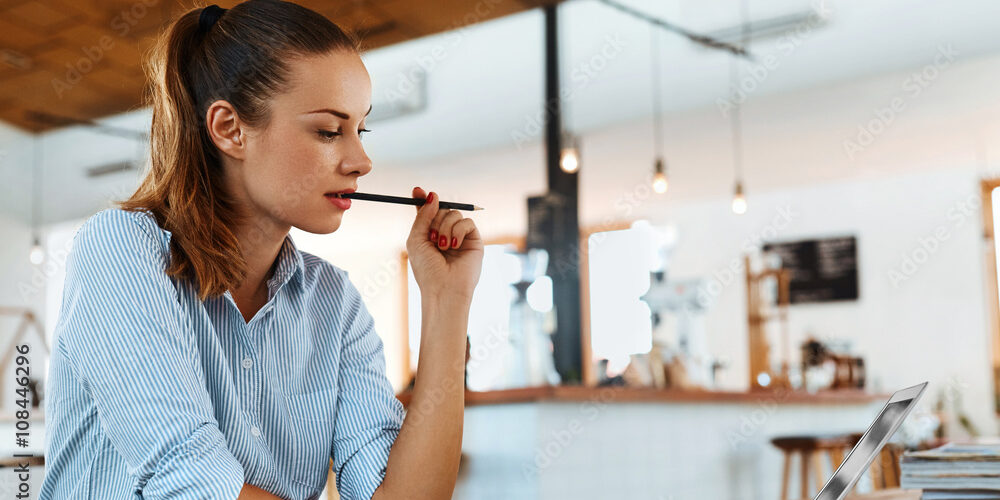 1000_F_108446296_W4KQIr0M1YLAGPLYYztDSxxtzJfYjnd5